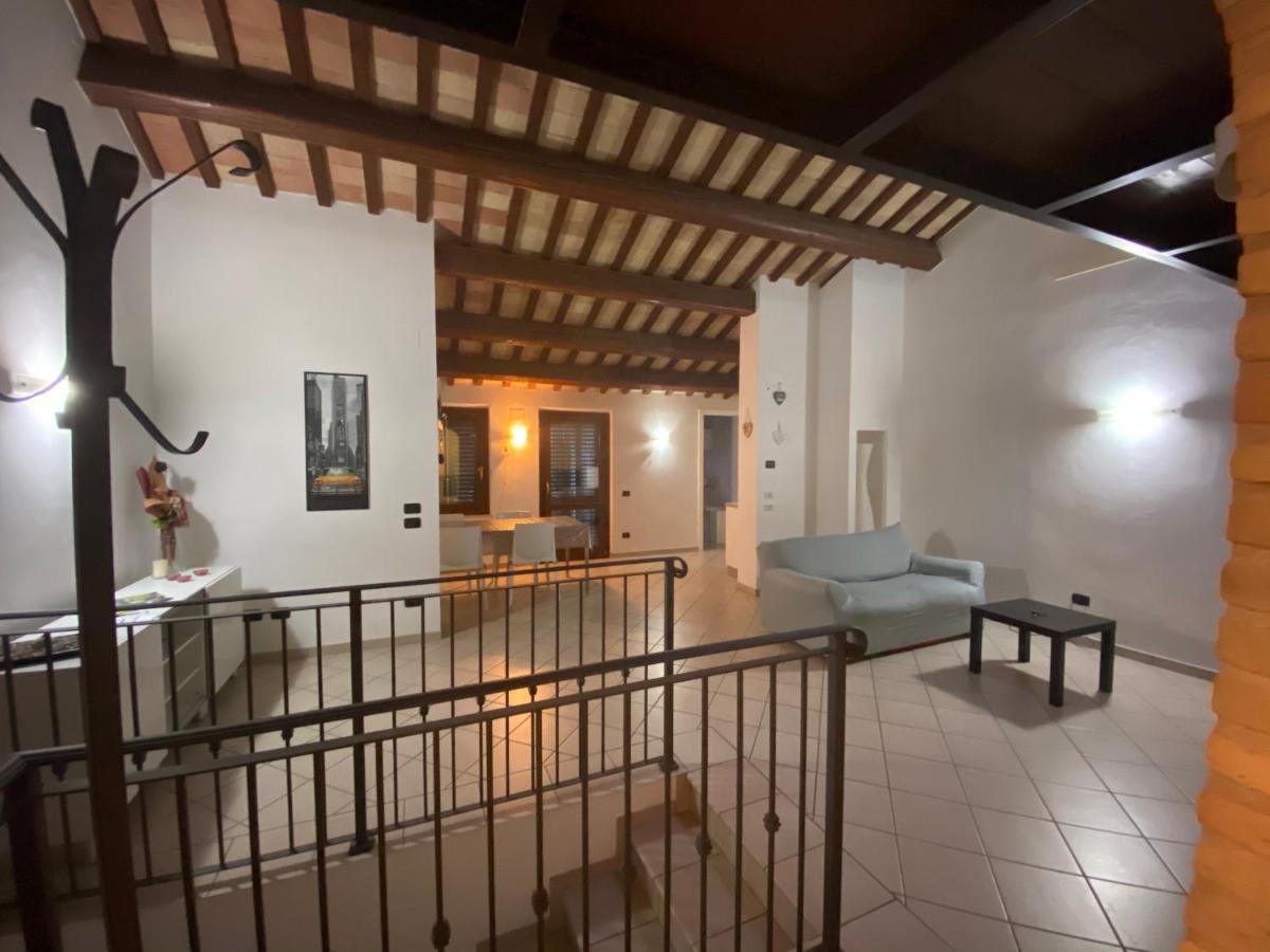 Casa Di Adele Διαμέρισμα Chiaravalle Marche Εξωτερικό φωτογραφία